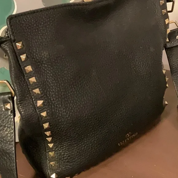 Valentino - Picture 3 of 10